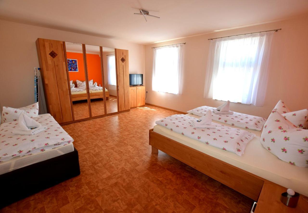 Cosis Ferienwohnung โฮห์นสไตน์ ภายนอก รูปภาพ